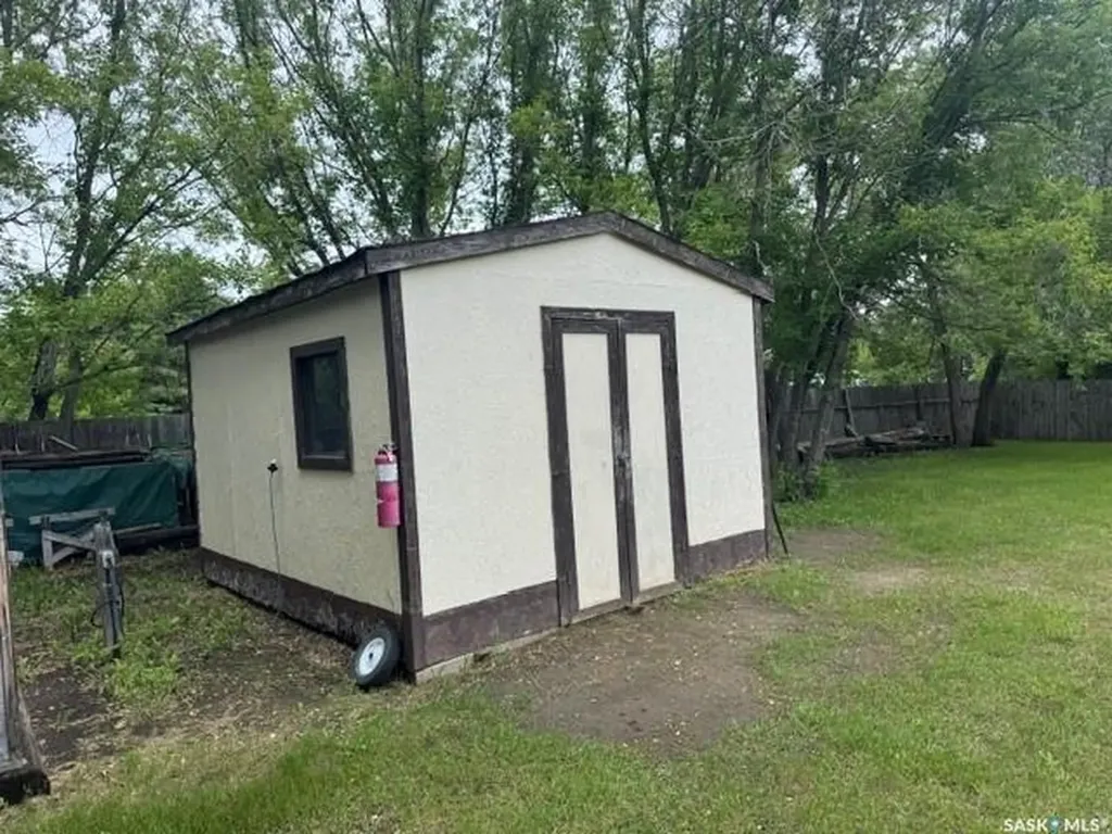 350 103rd Street Battle River Rm No. 438 SK S0M 0P0