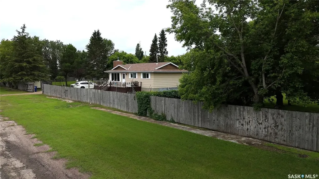 350 103rd Street Battle River Rm No. 438 SK S0M 0P0