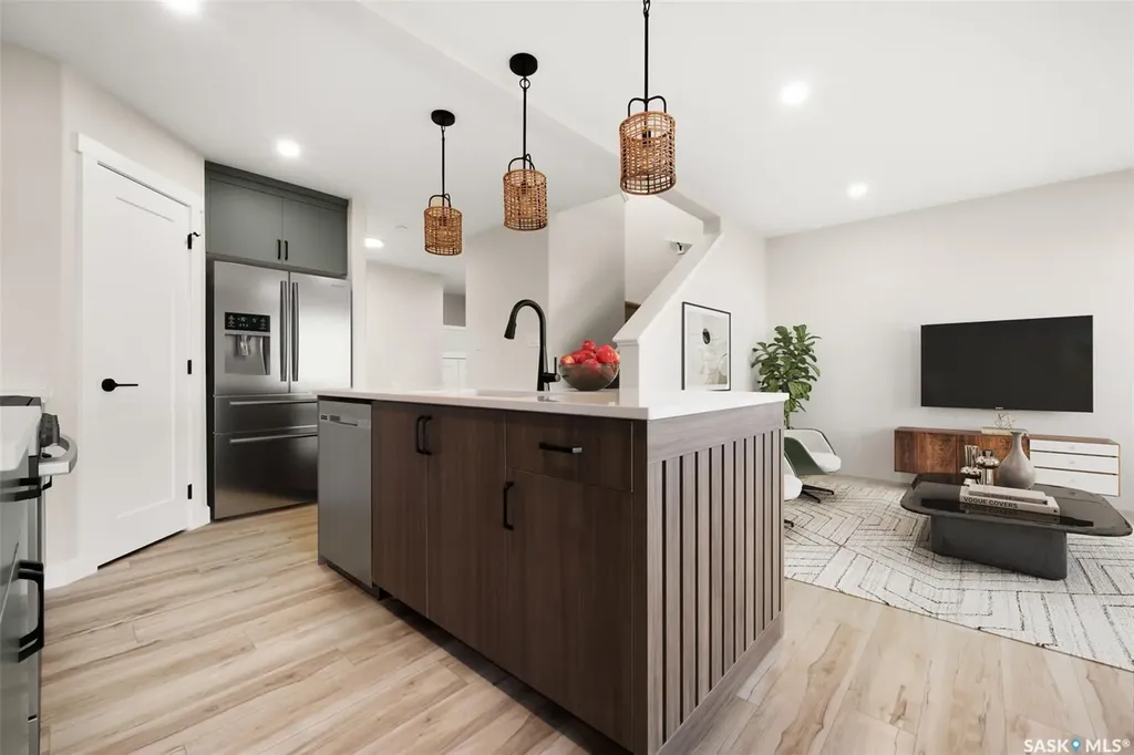 934 Yuel Bend Saskatoon SK S7W 1N8