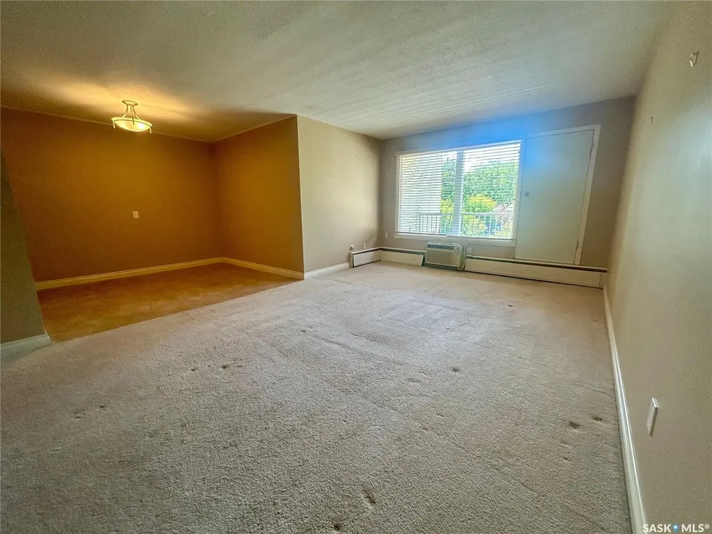 1811 8th Avenue N Regina SK S4R 0G5