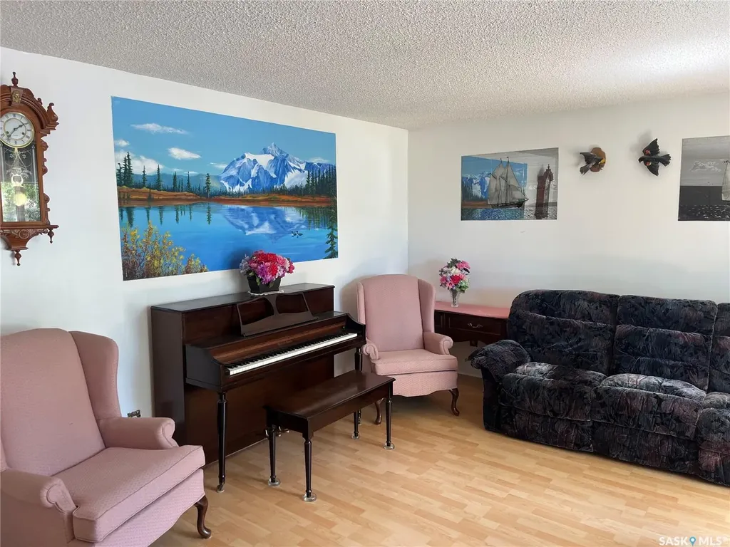 7 Watts Bay Regina SK S4N 5G6