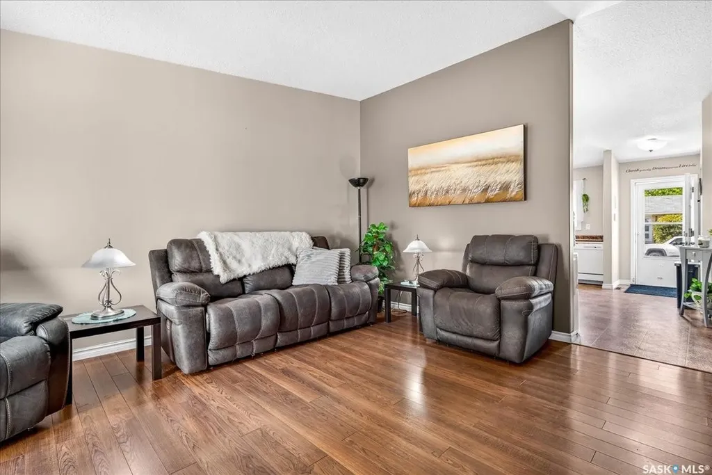 2732 Shooter Drive E Regina SK S4V 0Y7