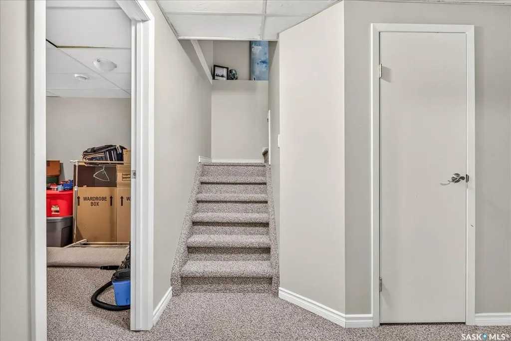 2732 Shooter Drive E Regina SK S4V 0Y7