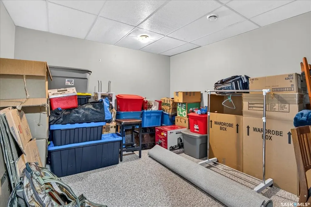 2732 Shooter Drive E Regina SK S4V 0Y7