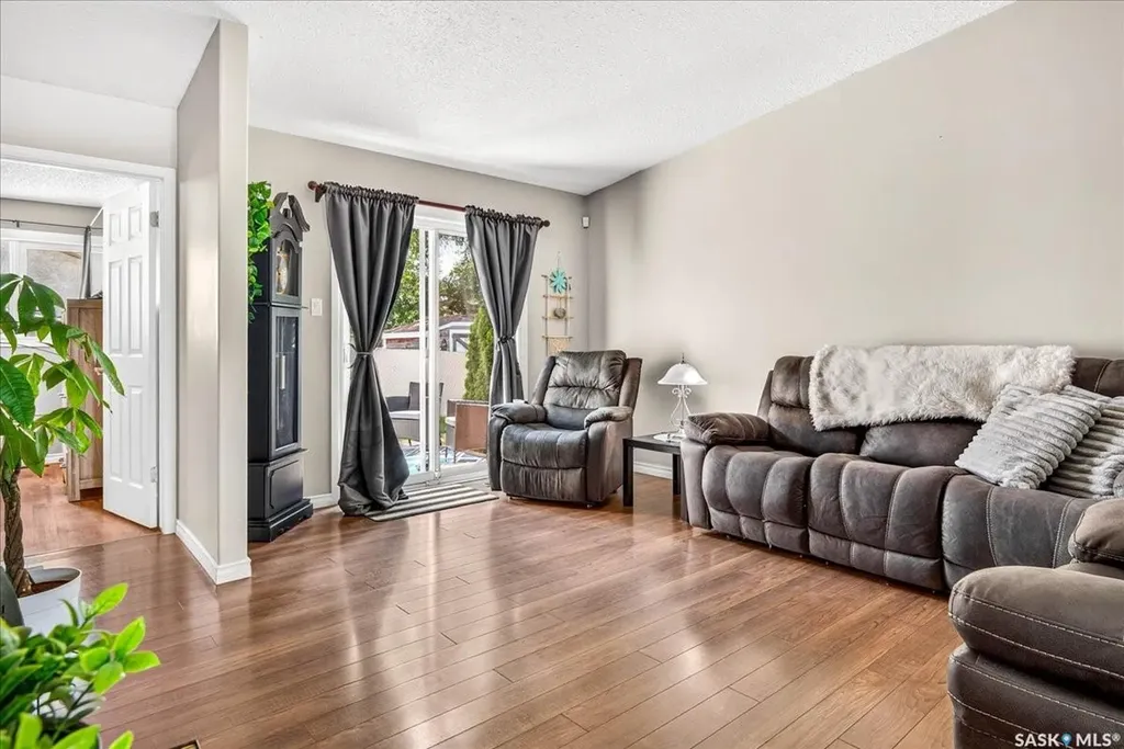 2732 Shooter Drive E Regina SK S4V 0Y7