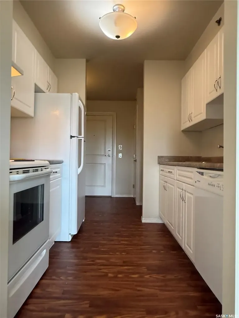 680 7th Avenue E Melville SK S0A 2P1