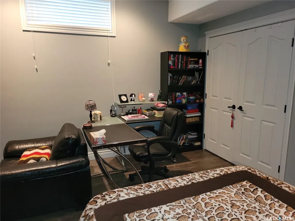 406 Bolton Place Saskatoon SK S7T 0A2