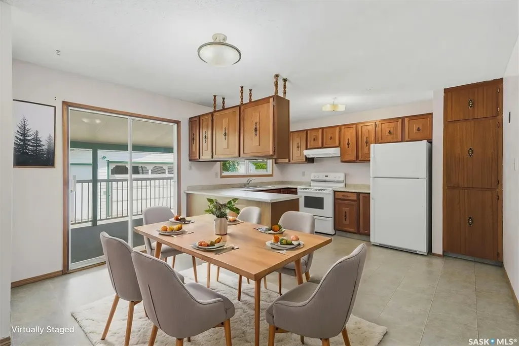 1218 Moss Avenue Saskatoon SK S7H 5A6