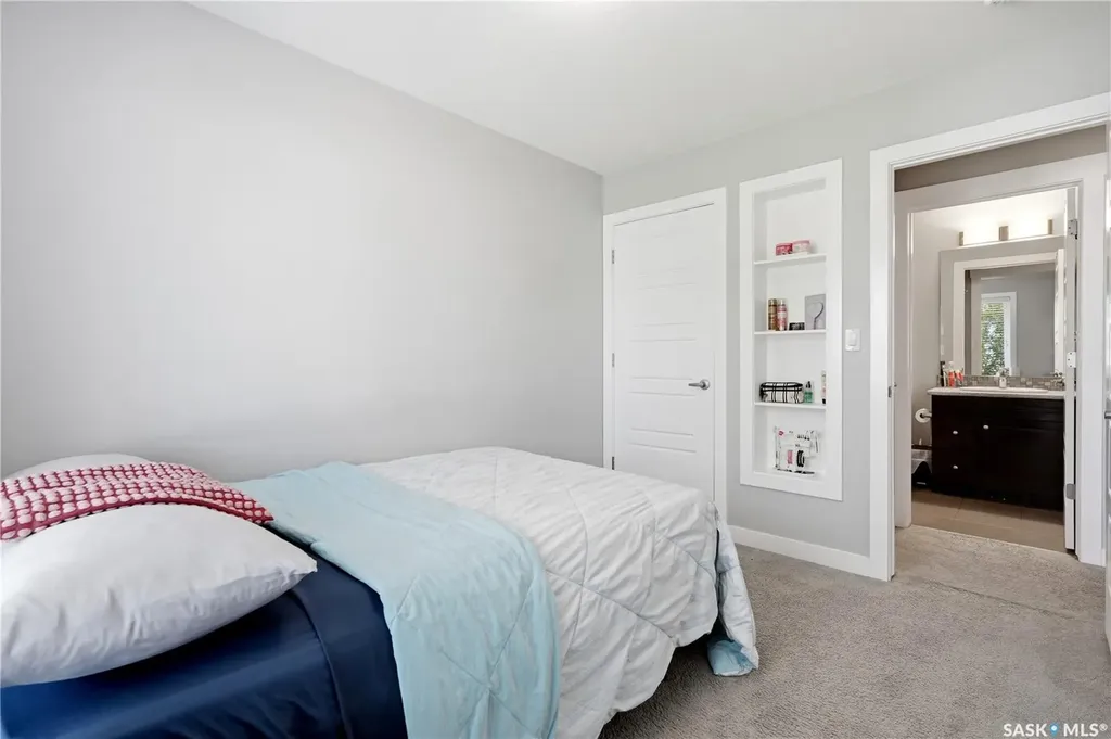 2817 Narcisse Drive Regina SK S4X 0M6