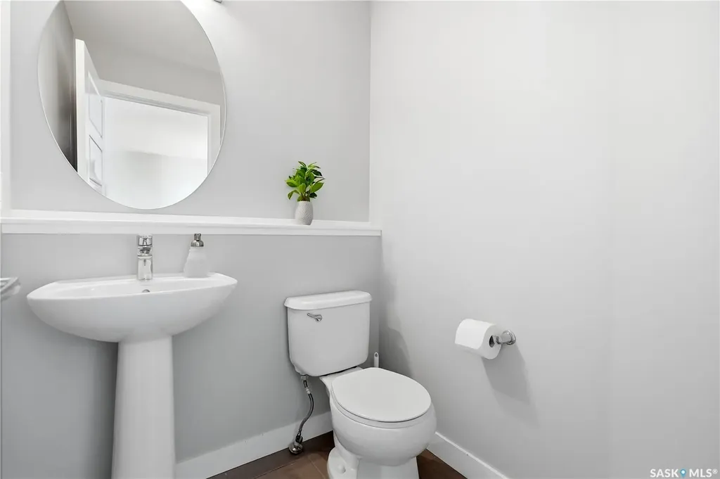 2817 Narcisse Drive Regina SK S4X 0M6