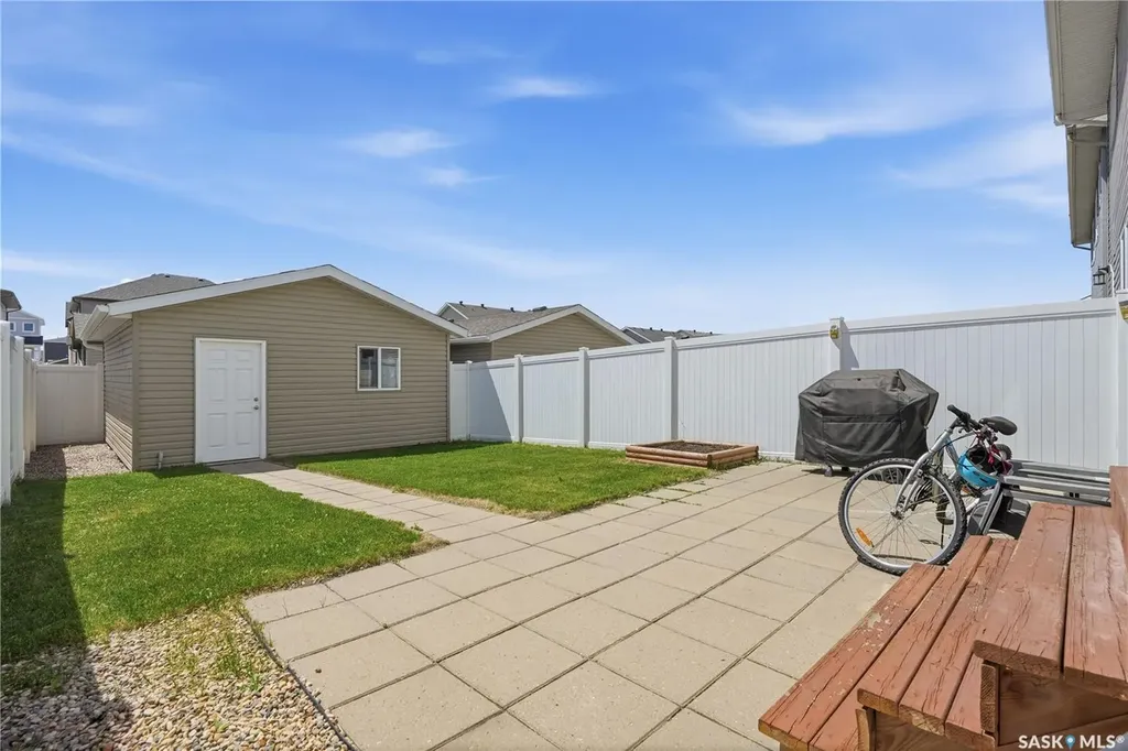 2817 Narcisse Drive Regina SK S4X 0M6