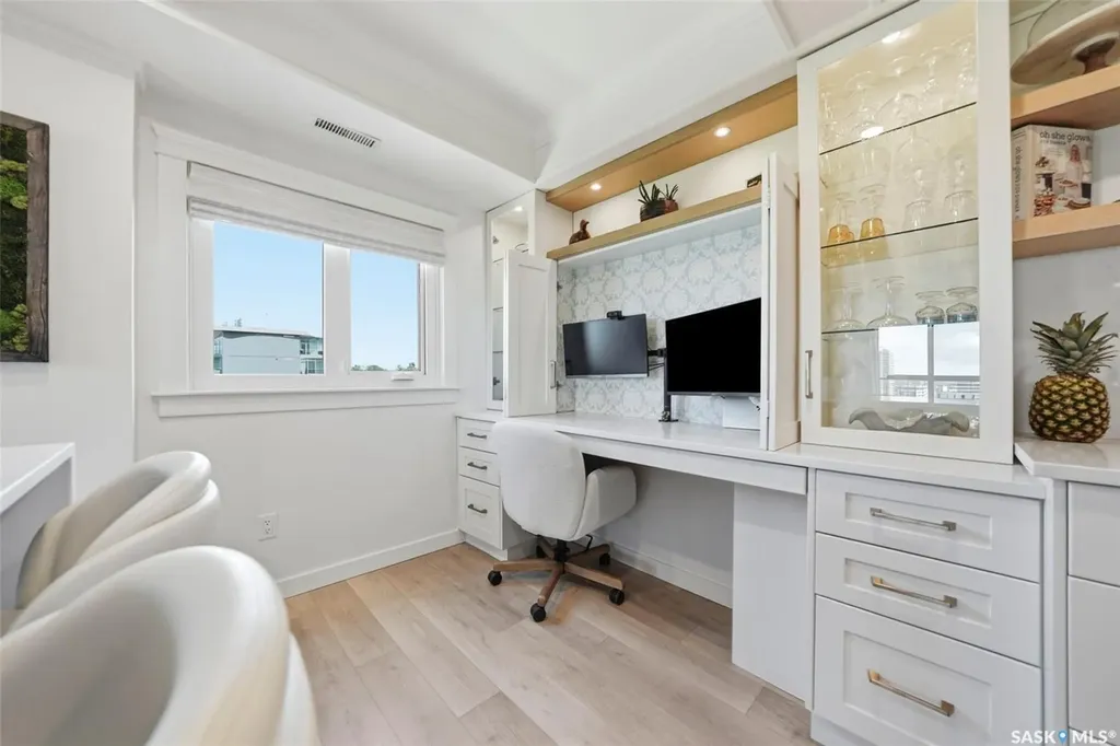 611 University Drive Saskatoon SK S7N 3Z1