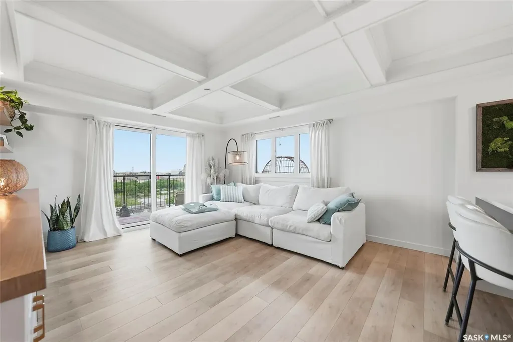 611 University Drive Saskatoon SK S7N 3Z1