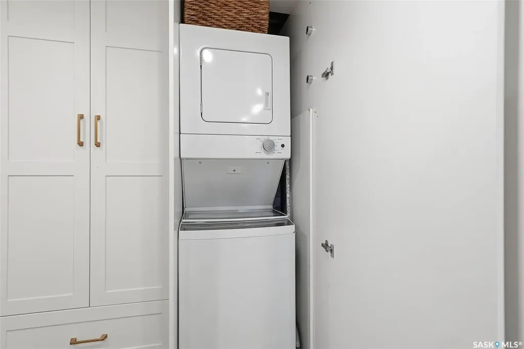 611 University Drive Saskatoon SK S7N 3Z1