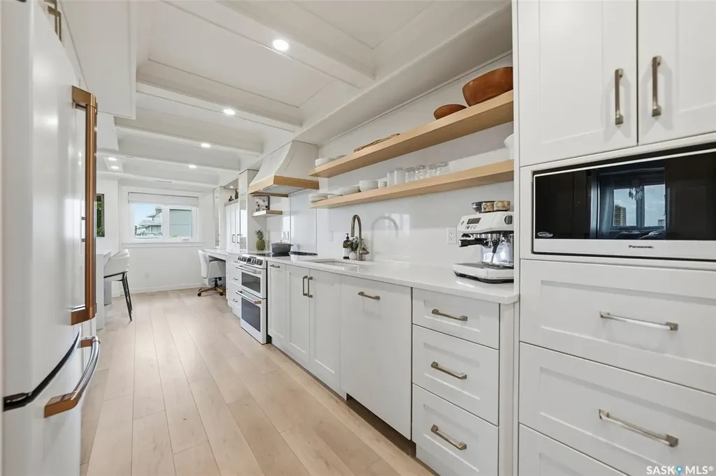 611 University Drive Saskatoon SK S7N 3Z1