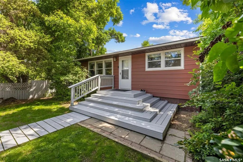 95 Qu'appelle Drive E Lumsden SK S0G 3C0