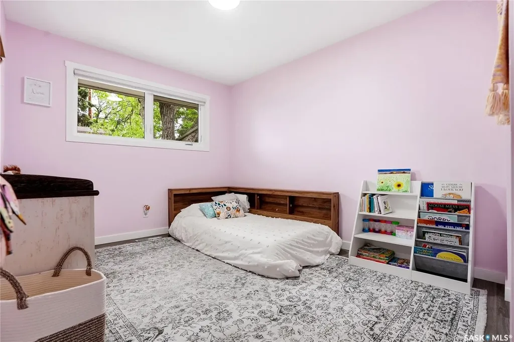 3345 Mountbatten Street Saskatoon SK S7M 3T8