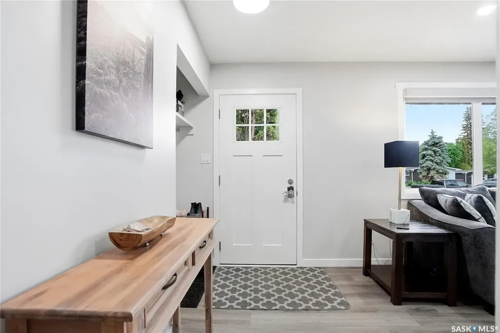 3345 Mountbatten Street Saskatoon SK S7M 3T8