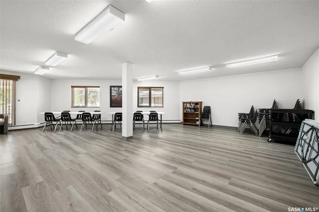 960 Assiniboine Avenue Regina SK S4V 2P8