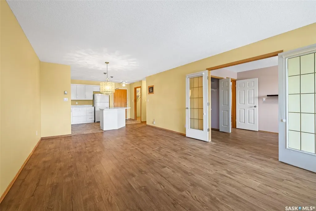 960 Assiniboine Avenue Regina SK S4V 2P8