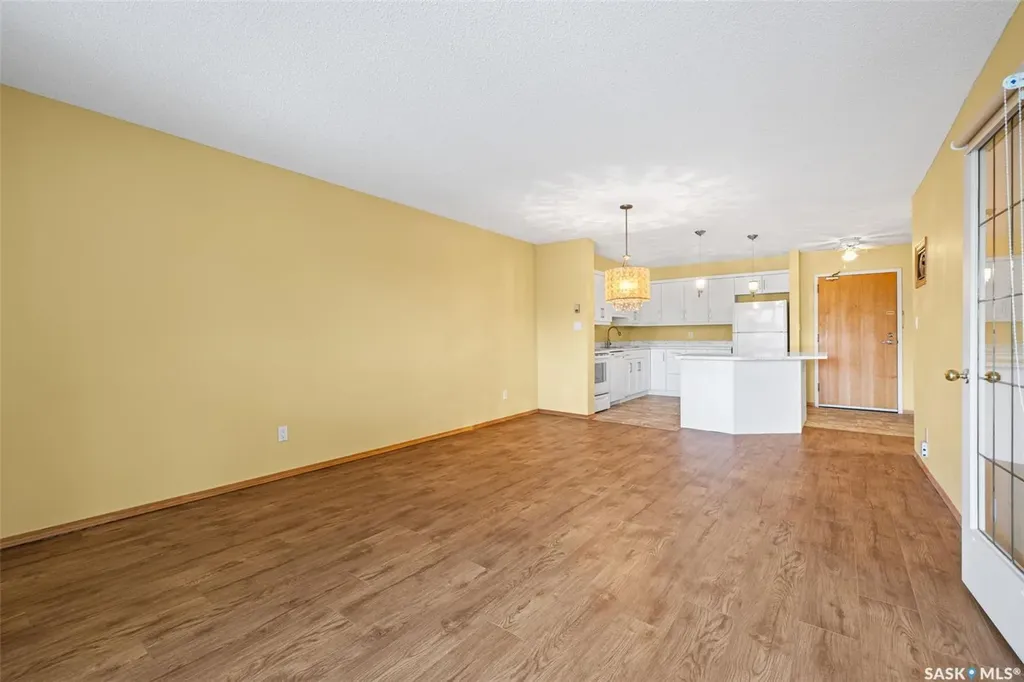960 Assiniboine Avenue Regina SK S4V 2P8