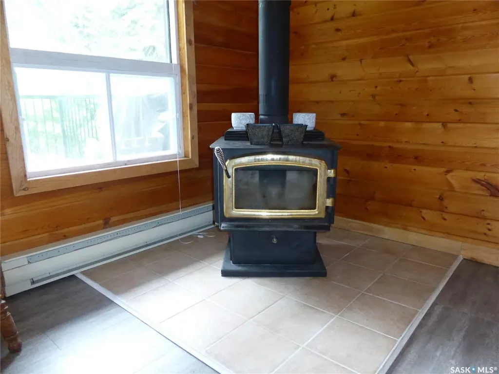 608 Pine Place Mervin Rm No.499 SK S0M 2T0