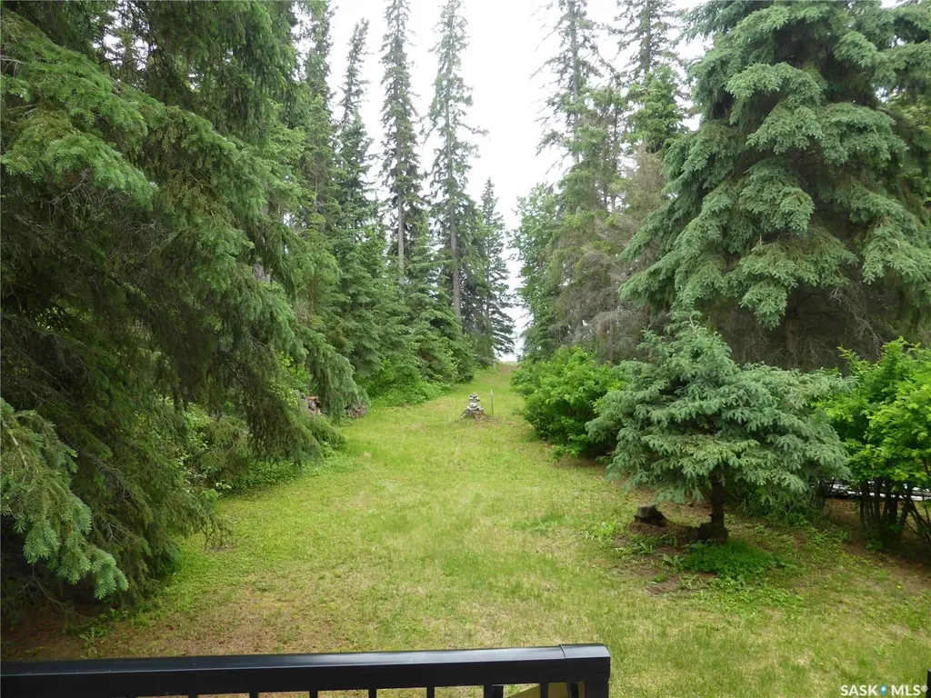 608 Pine Place Mervin Rm No.499 SK S0M 2T0