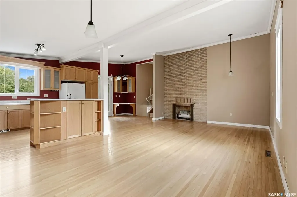 4120 Hillsdale Street Regina SK S4S 3Z1