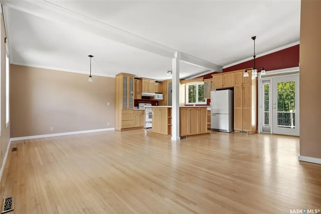 4120 Hillsdale Street Regina SK S4S 3Z1