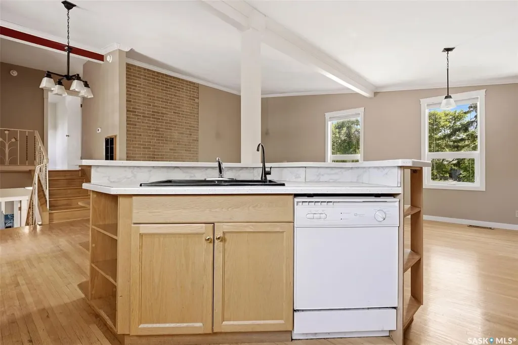 4120 Hillsdale Street Regina SK S4S 3Z1