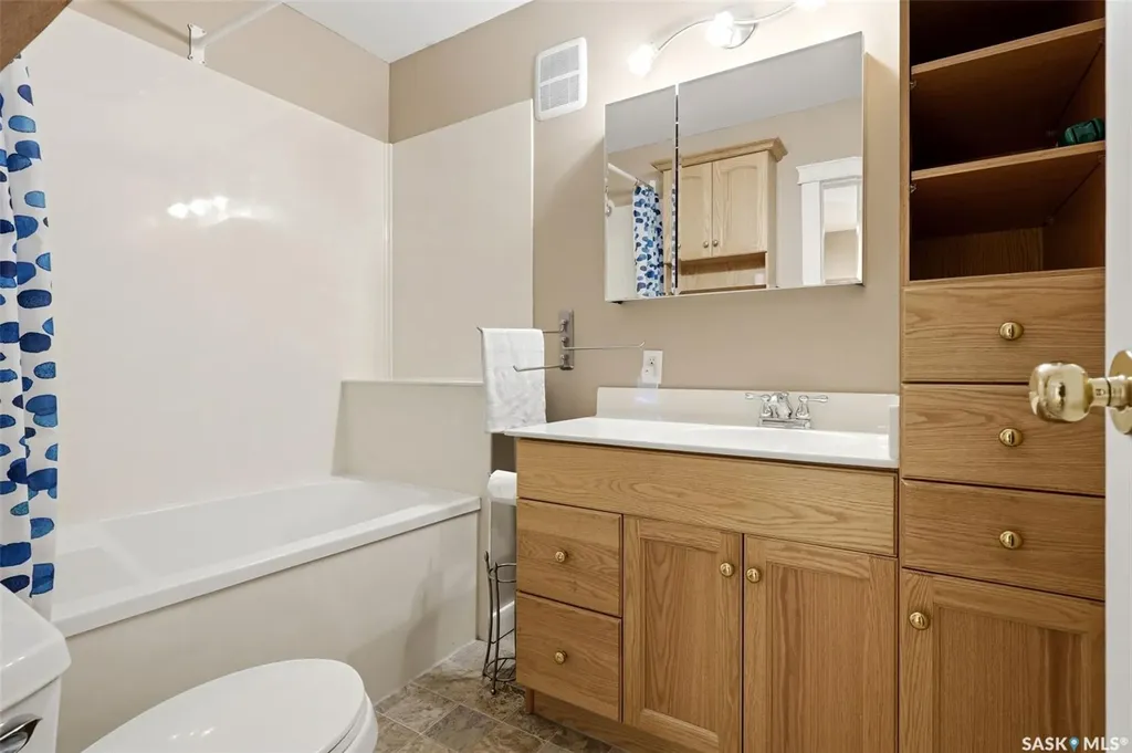 4120 Hillsdale Street Regina SK S4S 3Z1