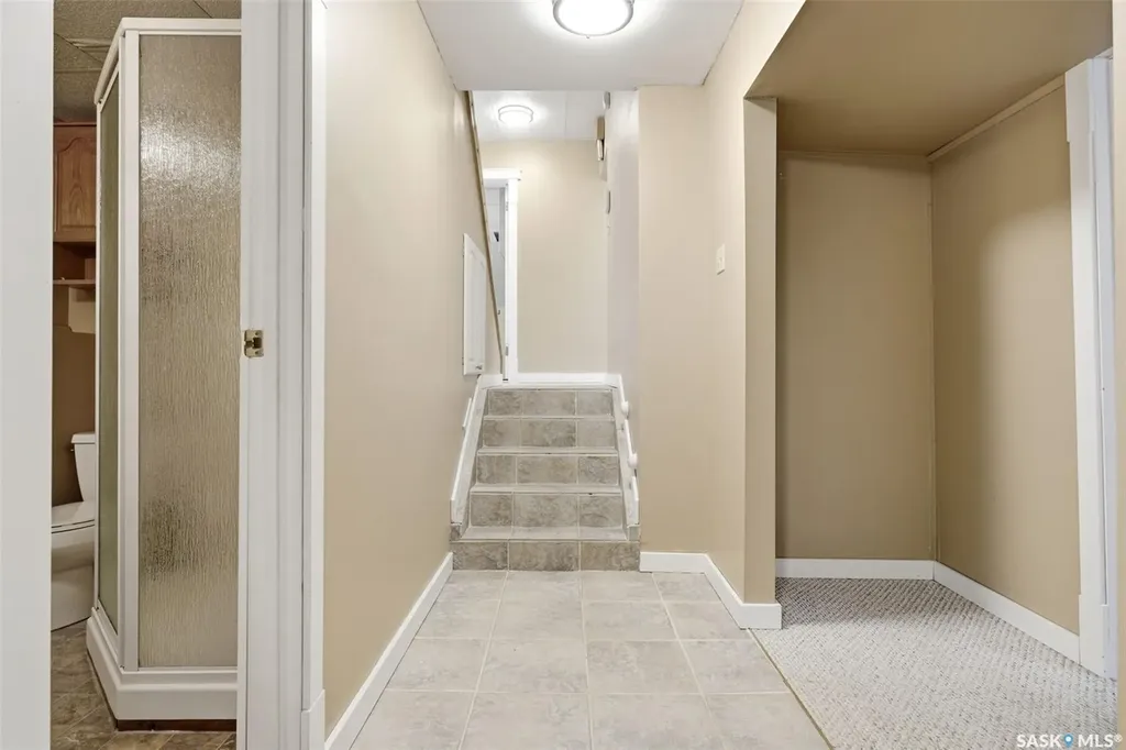 4120 Hillsdale Street Regina SK S4S 3Z1