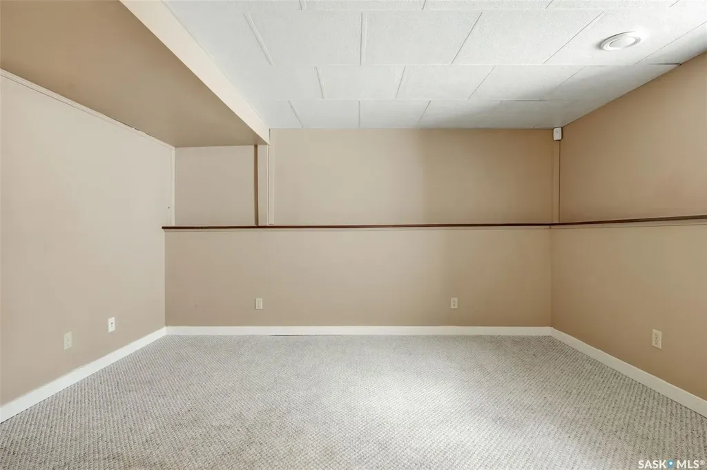 4120 Hillsdale Street Regina SK S4S 3Z1