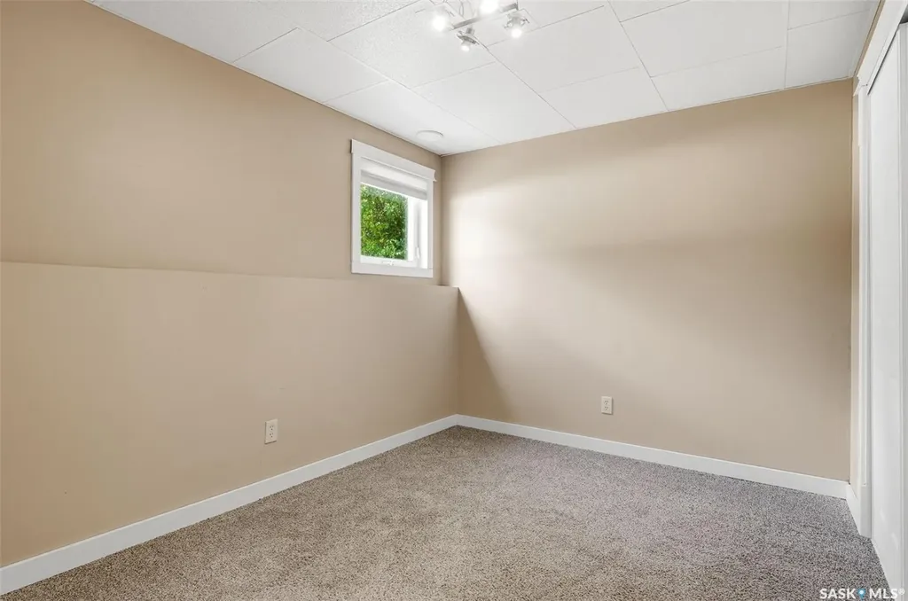 4120 Hillsdale Street Regina SK S4S 3Z1
