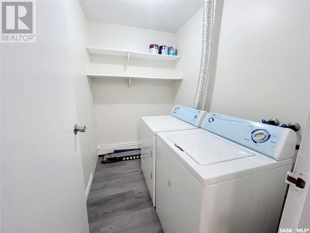 423 Tait Court Saskatoon SK S7H 5L3