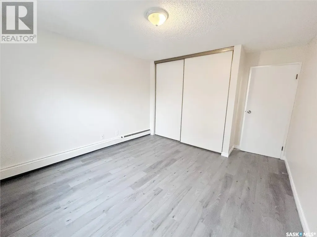 423 Tait Court Saskatoon SK S7H 5L3