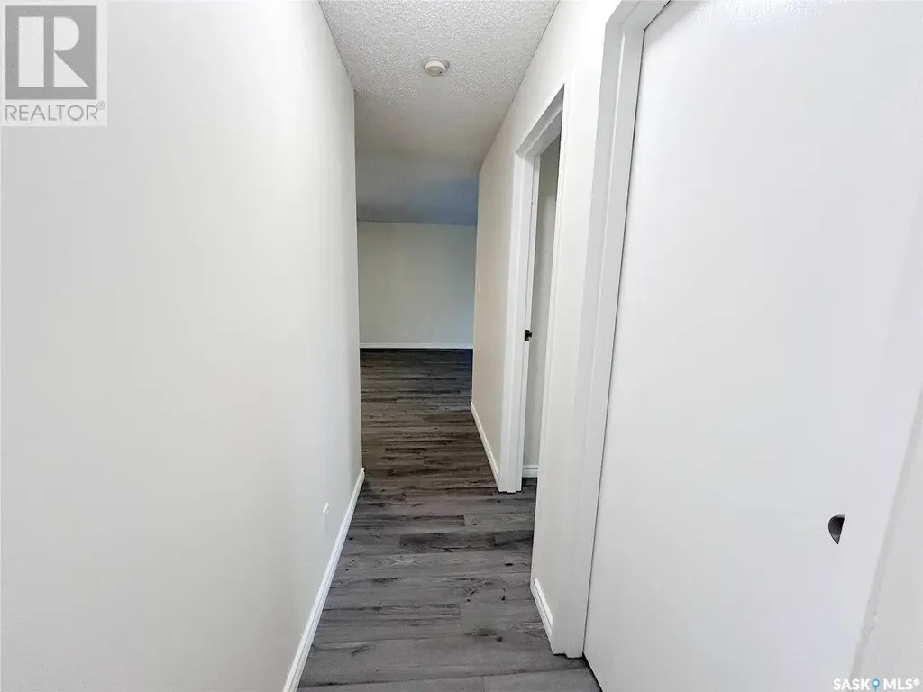 423 Tait Court Saskatoon SK S7H 5L3