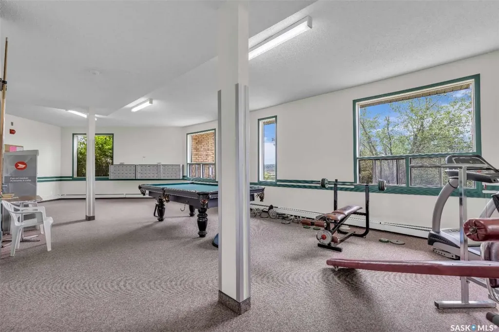 423 Tait Court Saskatoon SK S7H 5L3