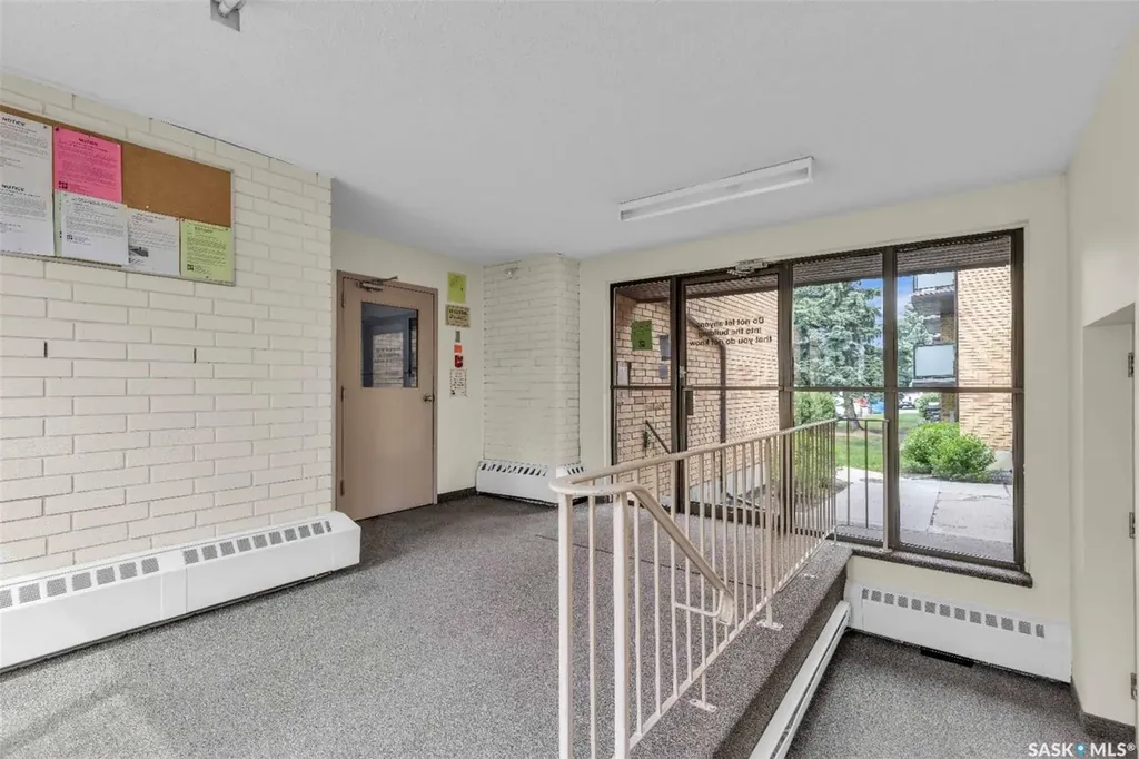 423 Tait Court Saskatoon SK S7H 5L3