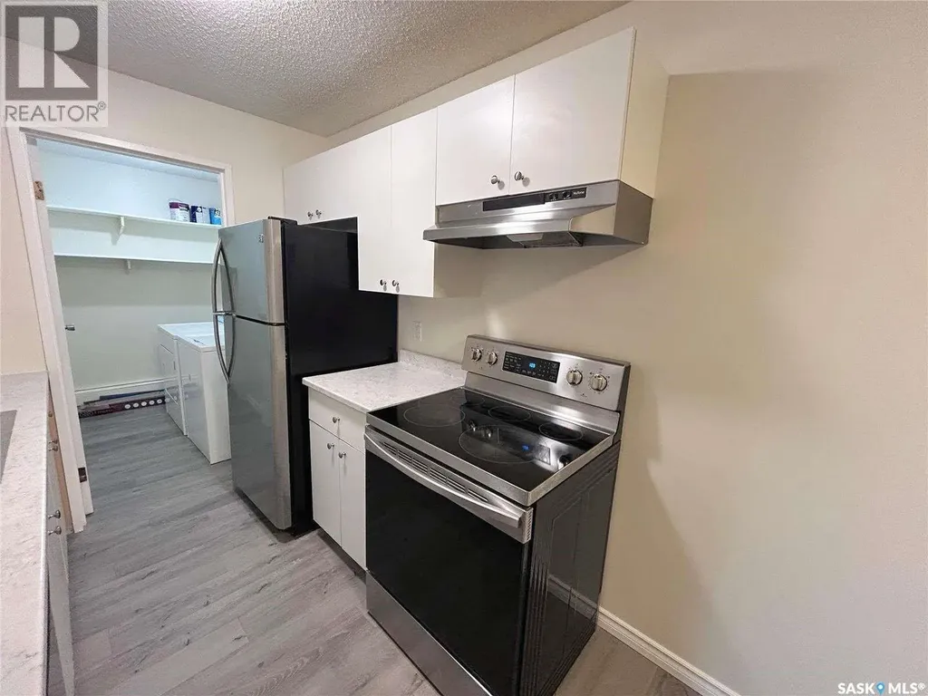 423 Tait Court Saskatoon SK S7H 5L3
