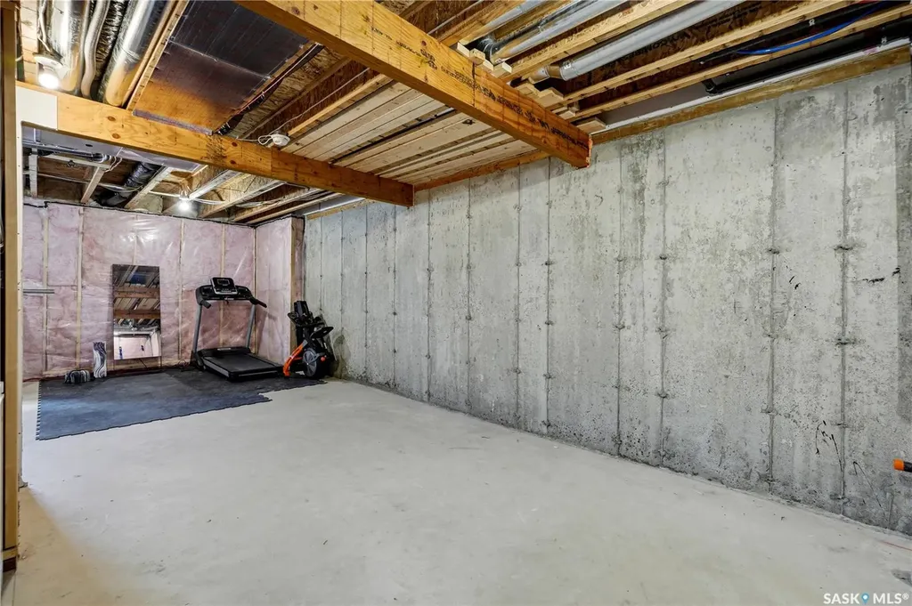 440 Myles Heidt Manor Saskatoon SK S7W 0Z4
