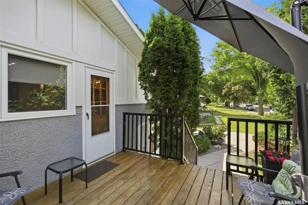 2607 Dufferin Avenue Saskatoon SK S7J 1C7