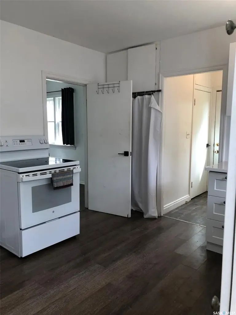 226 4th Avenue W Canora SK S0A 0L0