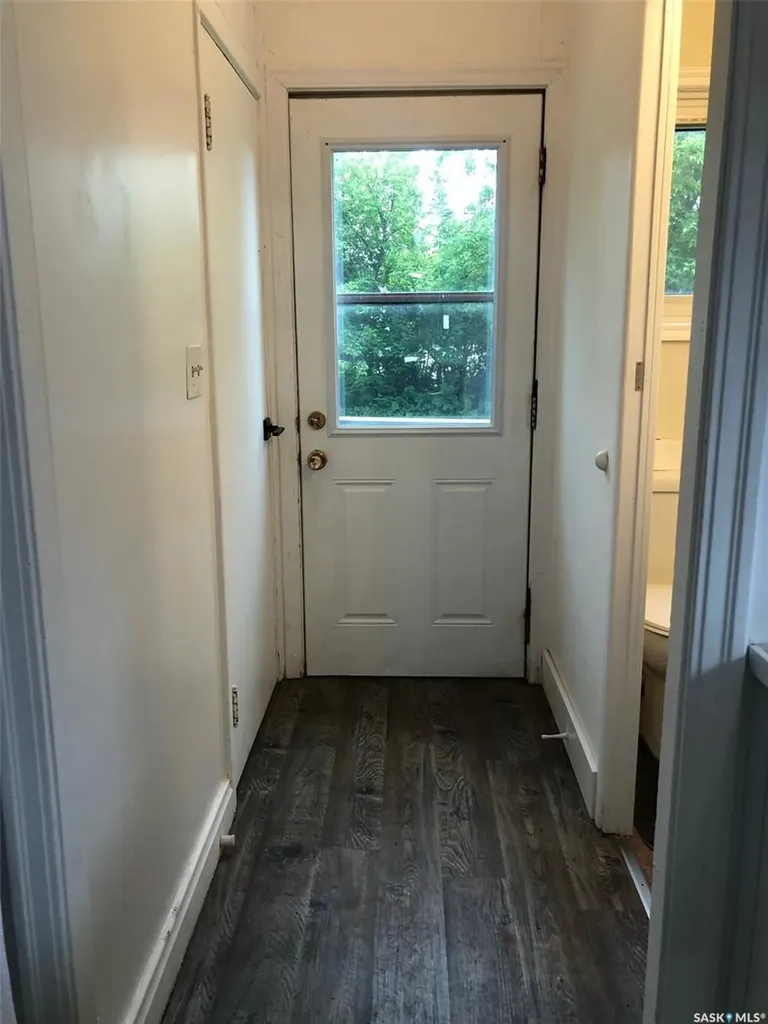 226 4th Avenue W Canora SK S0A 0L0