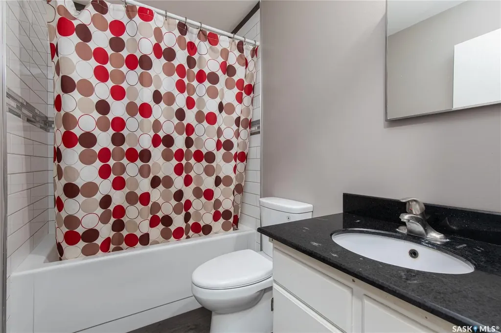 1387 Manitou Crescent Moose Jaw SK S6H 7C5