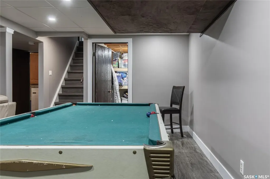 1387 Manitou Crescent Moose Jaw SK S6H 7C5