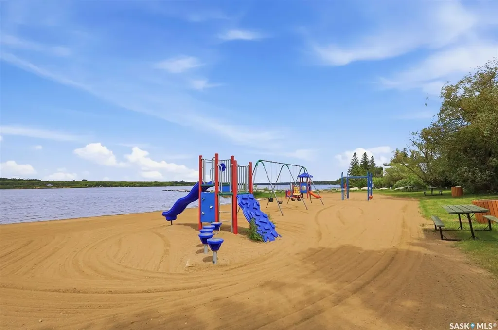 71 Poplar Beach Wakaw Lake SK S0K 4P0