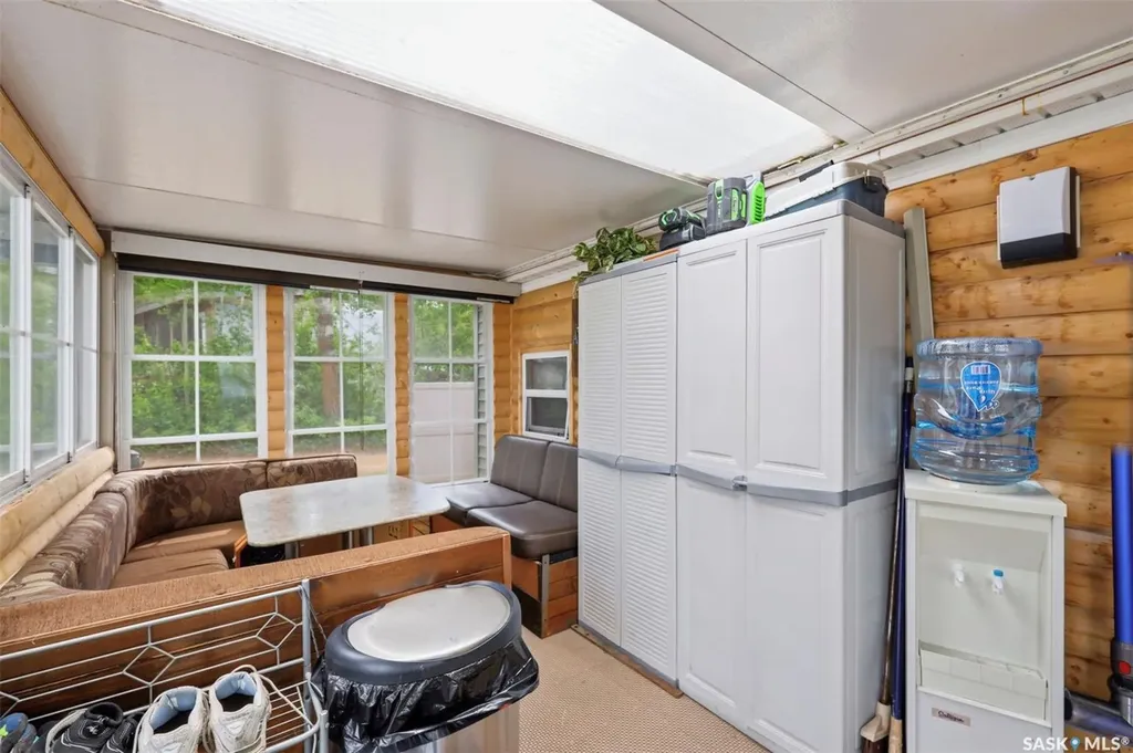 71 Poplar Beach Wakaw Lake SK S0K 4P0