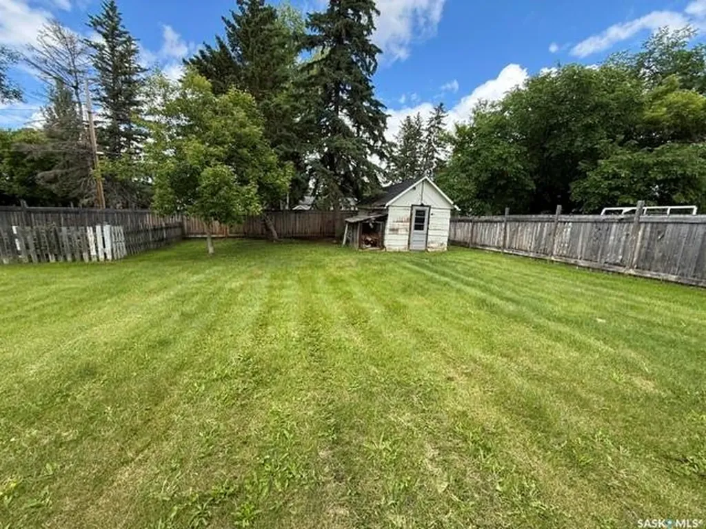 309 & 319 Alberta Street Kamsack SK S0A 1S0