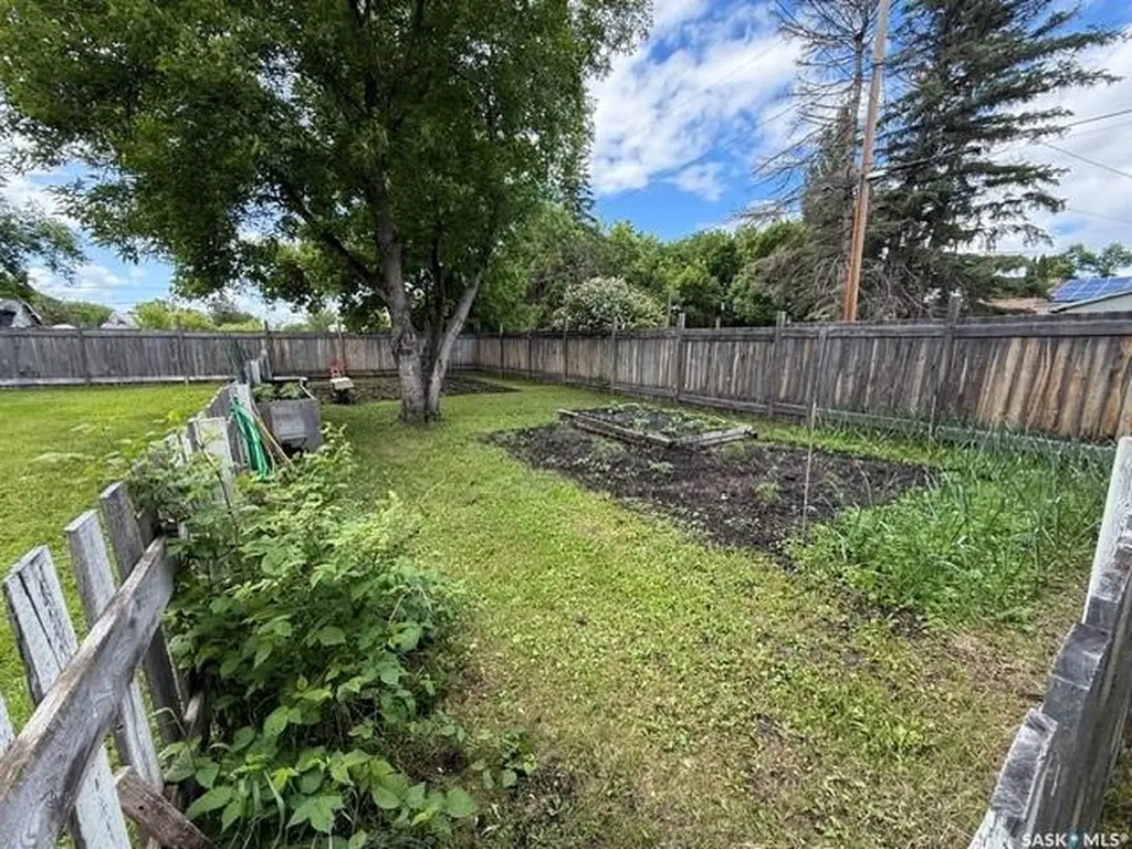 309 & 319 Alberta Street Kamsack SK S0A 1S0